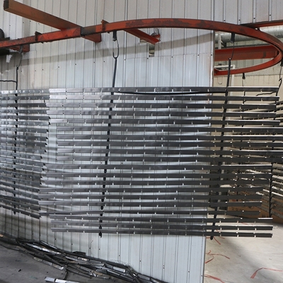 辊涂与木纹铝格栅吊顶 选购指南及市场价格分析